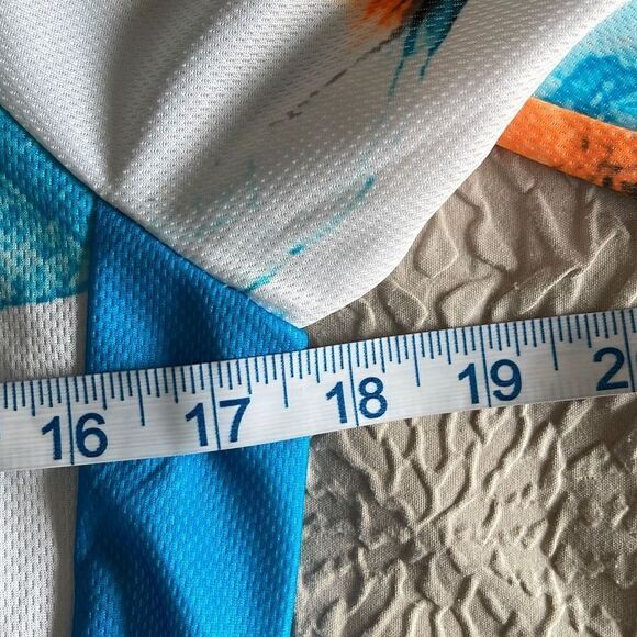 Louis Garneau Women’s Cycling Jersey Medium Pockets New W’s Limited Edition - Picture 6 of 7